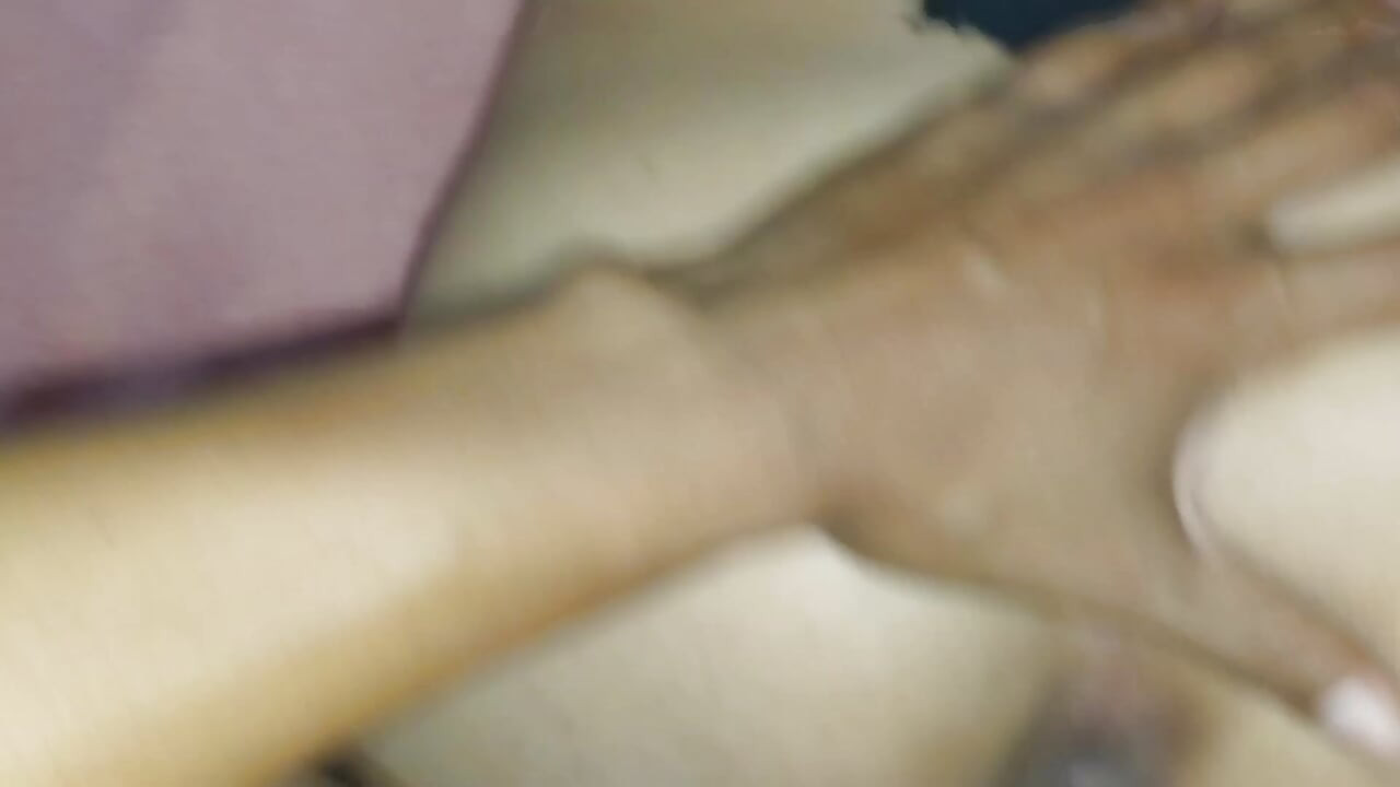 동료의 콘돔을 벗을 정도로 발정났고 그는 내 질에 들어왔어