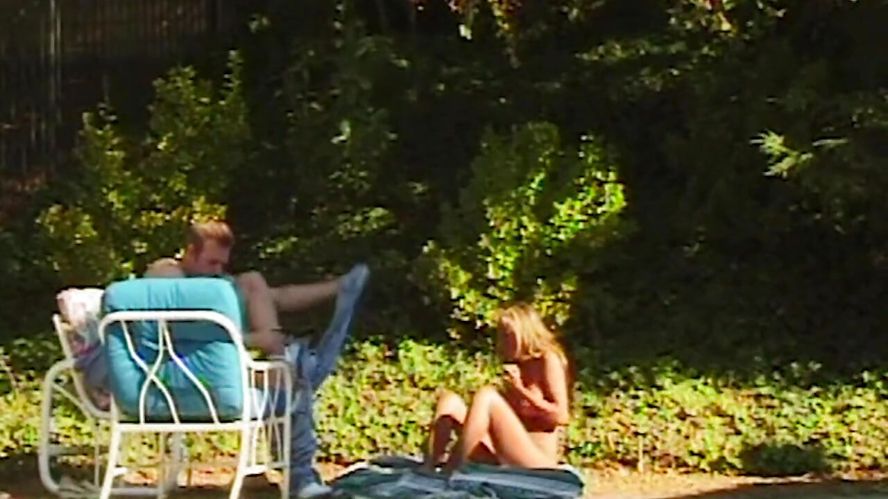College Geständnisse: Heiße Pool-Begegnung