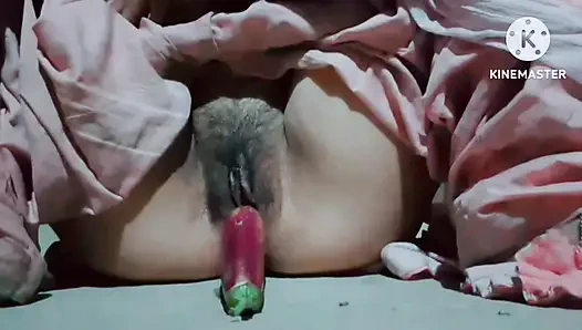 Zu heiße heiße sexy muschi braucht zu viel zeit, um sie abzukühlen