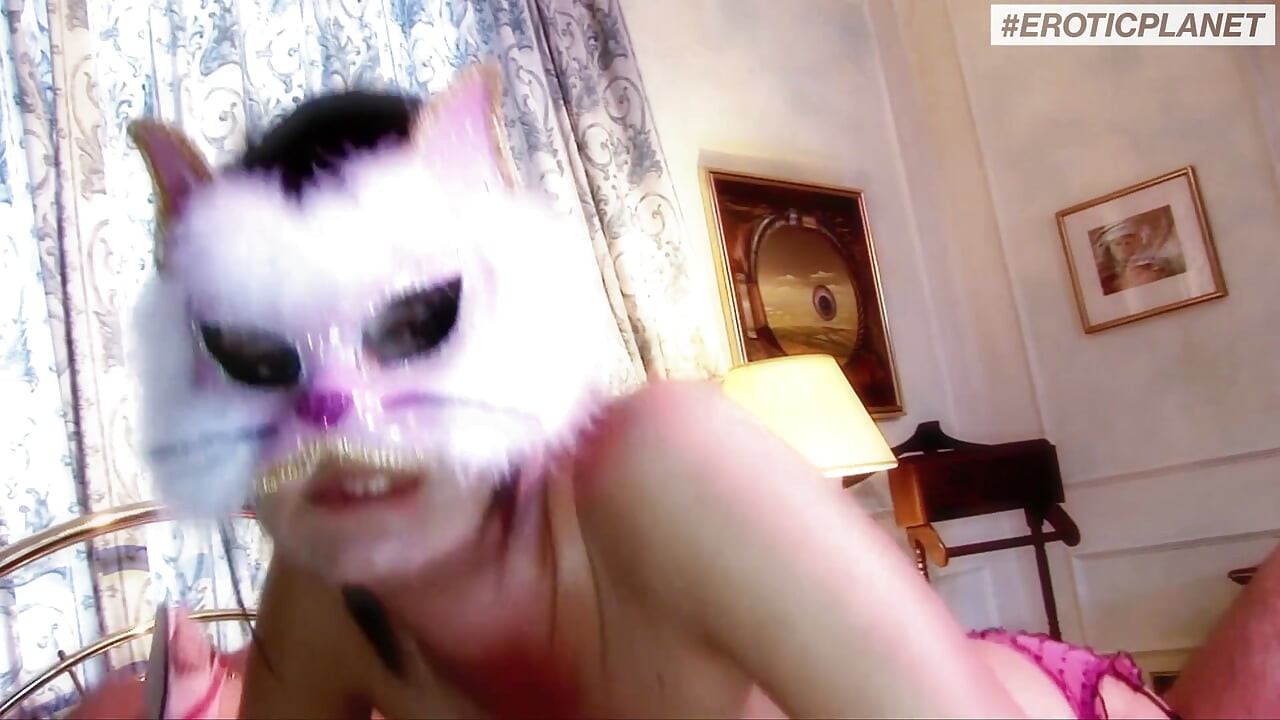 Cat licks cum - Two babes