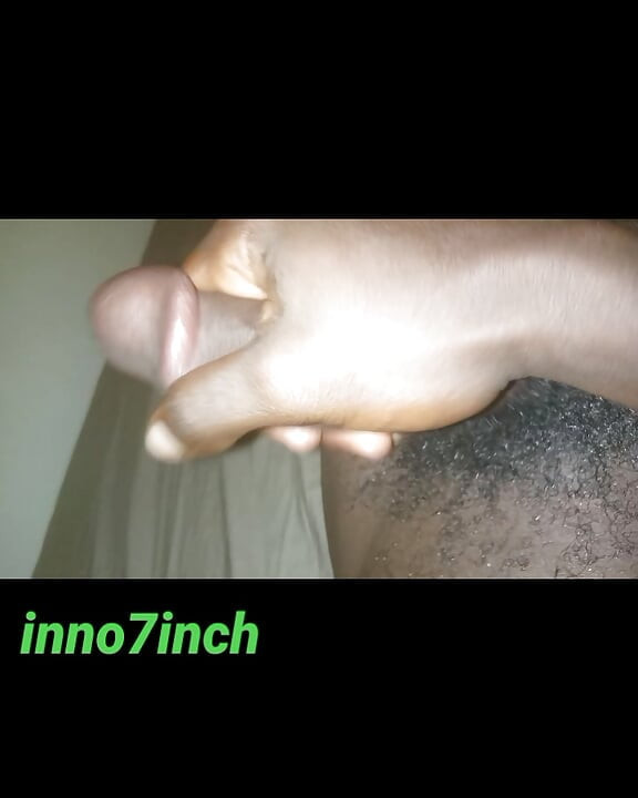 Masturbation mit großem schwanz. Wenn stiefmutter da ist, will sie meinen schwanz in ihrer engen muschi