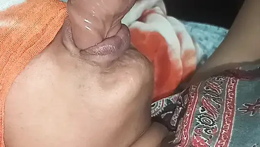 Dildo sucking aur mote land