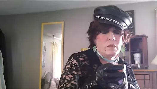 Domme Mica