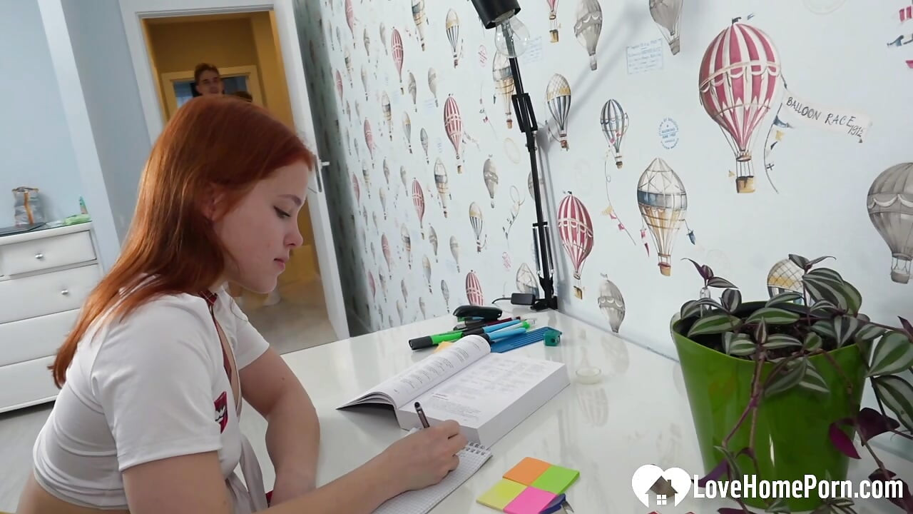 Współlokator z college'u zostaje oznaczony przez dwa