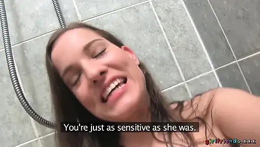 Girlfriends XXX - lesbischer pOV-duschspaß