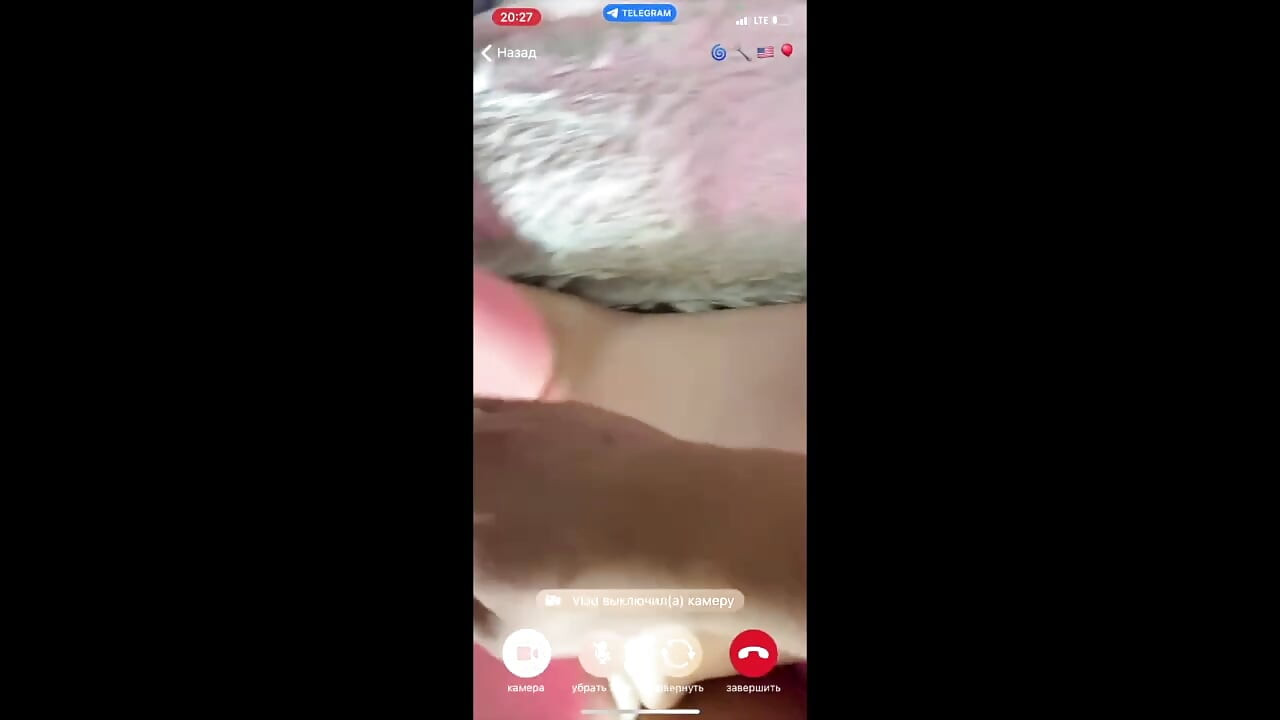 낯선 사람과 스카이프에서 따먹히는 마누라