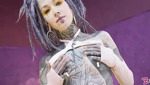 Дрядная девушка анальное только двойное проникновение в тройничке - пролапсинг задницы розы, зияющие руины