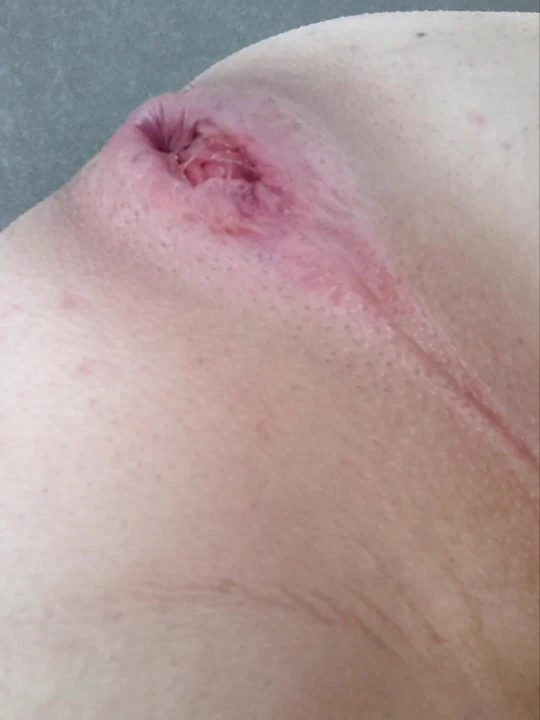 Look at my used hole😋