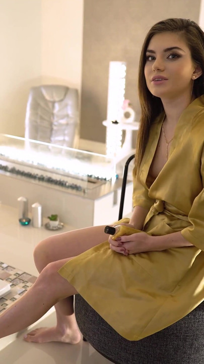 POV - Stefany Kyler sucks and fucks a guy she just met