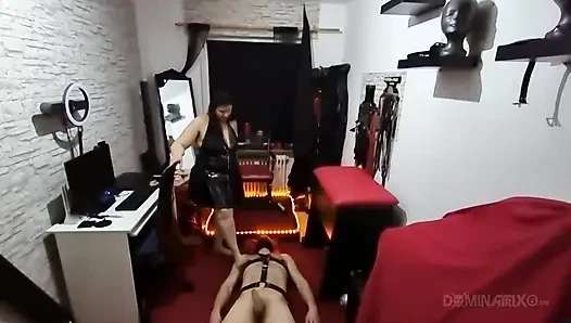 Squirting Machine Fuck Gushing Everywhere - Mature Lesbians Explode