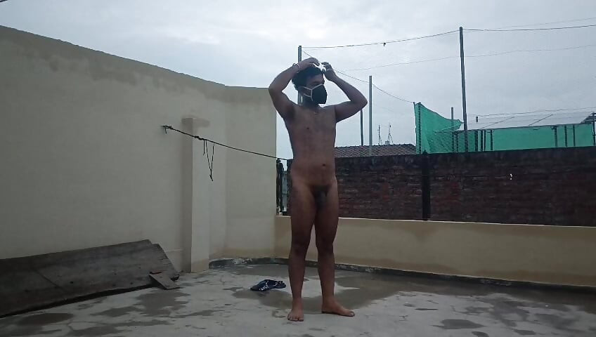Nude actor morning cum