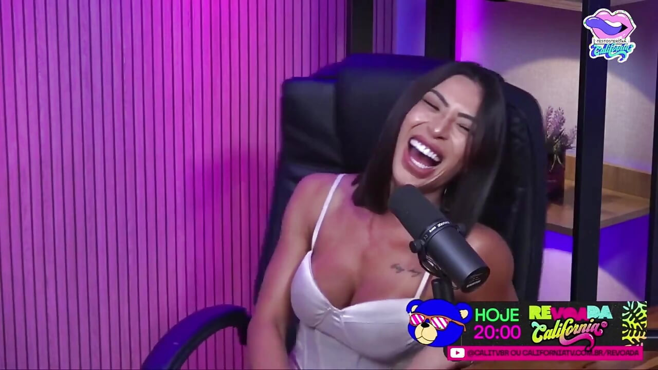 Podcast Revoada - Beatriz Miuky