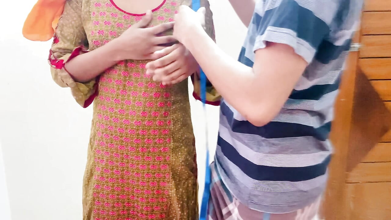 Jebanje žestokih seksi žena s velikim kurcem Hardcore seks