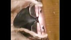Азиатский сисси кроссдрессер в нижнем белье в домашнем видео