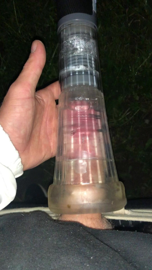 OUTSIDE CUM IN A SUCKMASHINE