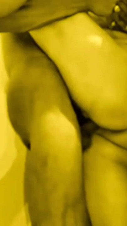 Indiancă bhabi sexy vine vecinul acasă pentru futai cu pulă mare și neagră... | Clipul 1