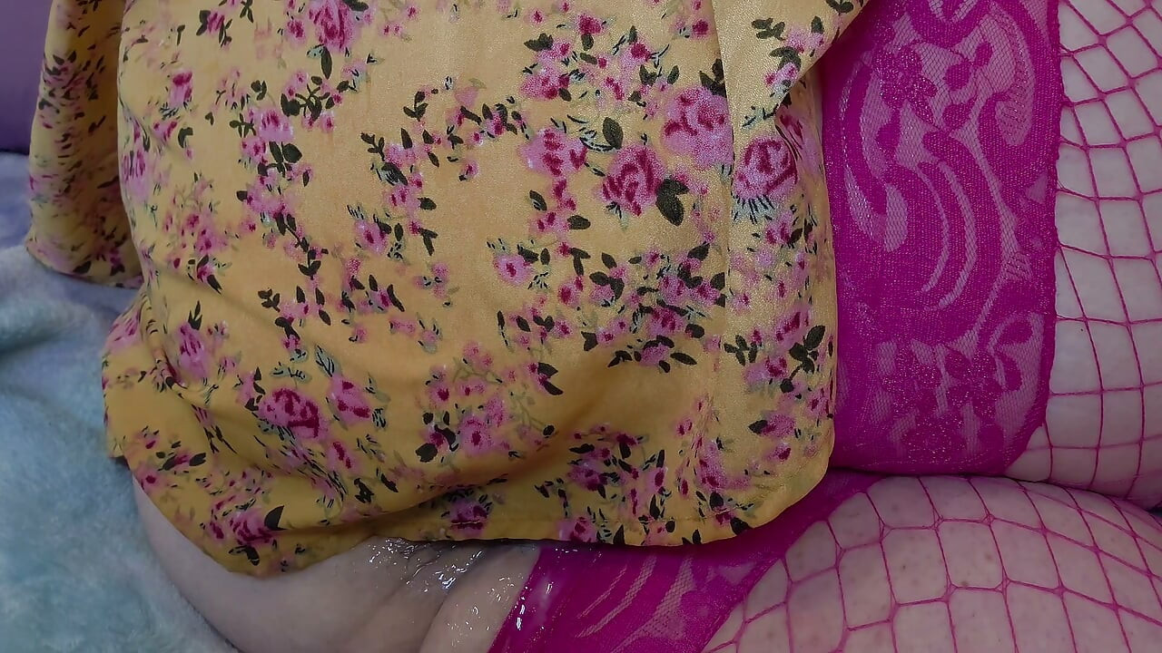 Anal Beads, Fat Pussy Masturbation & Muliple Orgams
