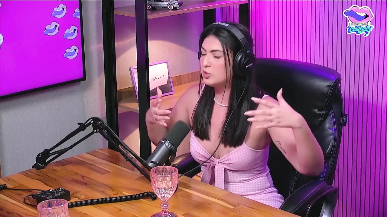Clara Wellen Podcast with Natasha Naturista