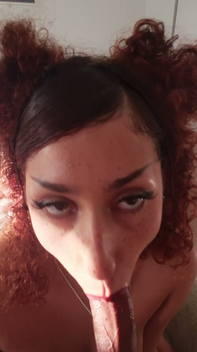 POV：你在邁阿密公寓泳池約會後幹了Kira Perez | 短片 1