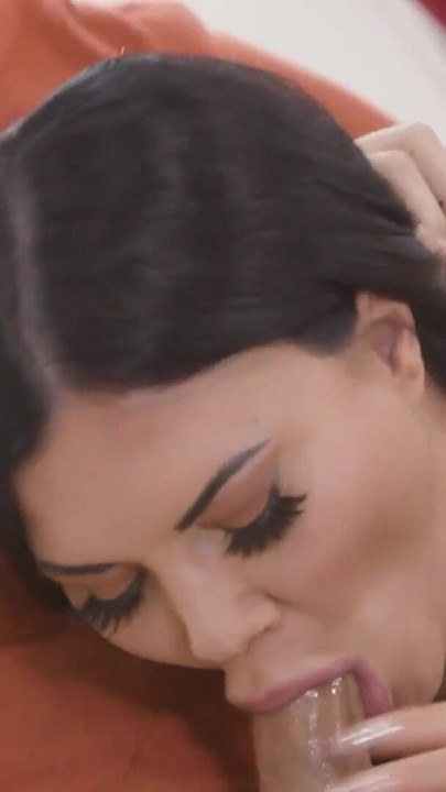 Jasmine Jae Monta o Pau Duro do Ricky Spanish Enquanto Rebola os Quadris! | Clip 1