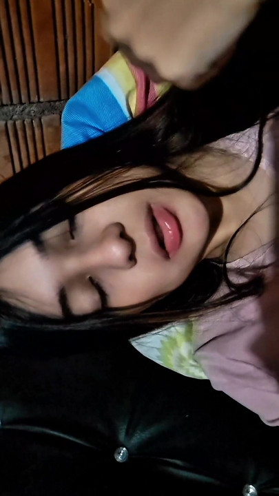 COLOMBIAN TOUCHES WITH HER STEPSON IN VIDEO CALL | Clip 3