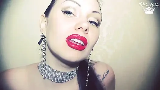 Валентины с красными следами на стекле