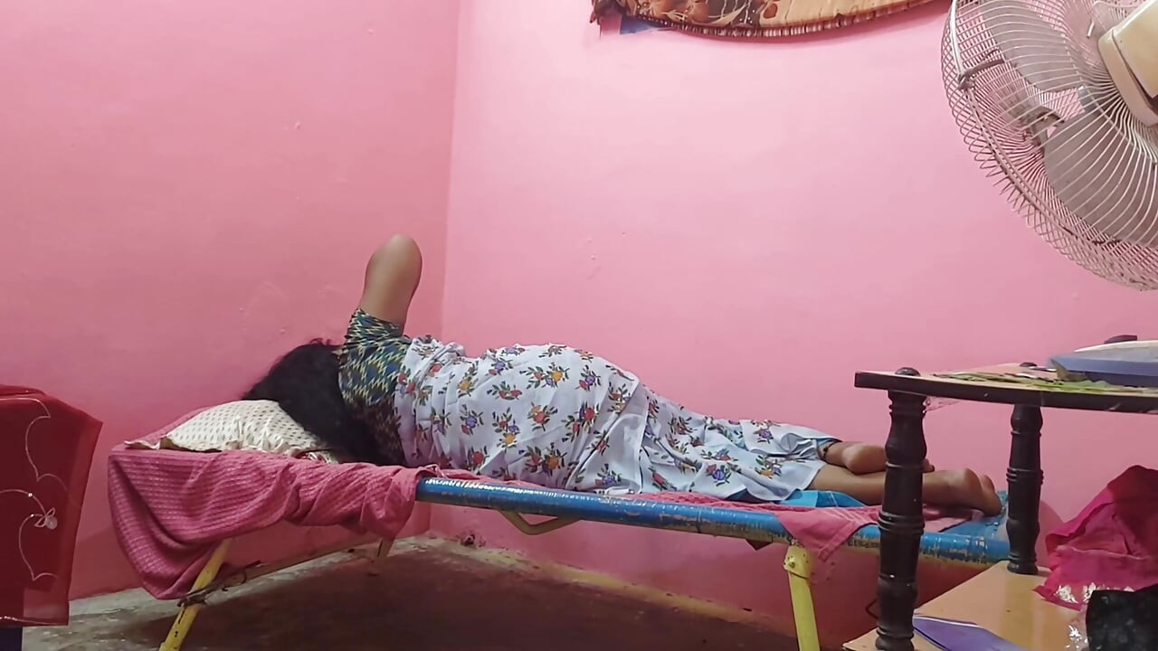 Step Mother Brought Food to Eat Stepson I Grabbed Her and Had Sex with Her