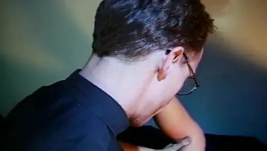 Perfekte rothaarige MILF bekommt nach einem harten fick ihre möpse mit sperma bespritzt