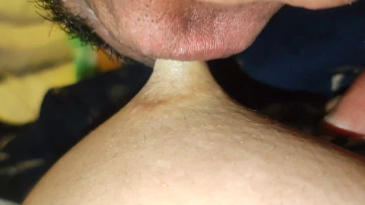 Hindi dorfmädchen Neha ist möpse und abspritzen muschimassage