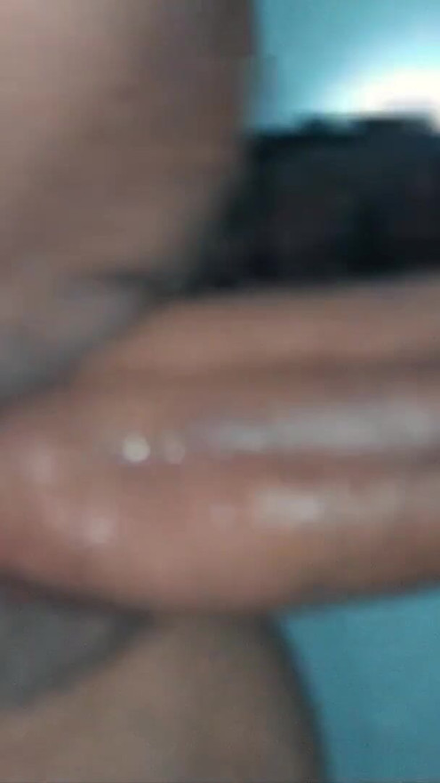 This married woman delights in the big cock, sits down, rolls around and is deeply invaded | Clip 1