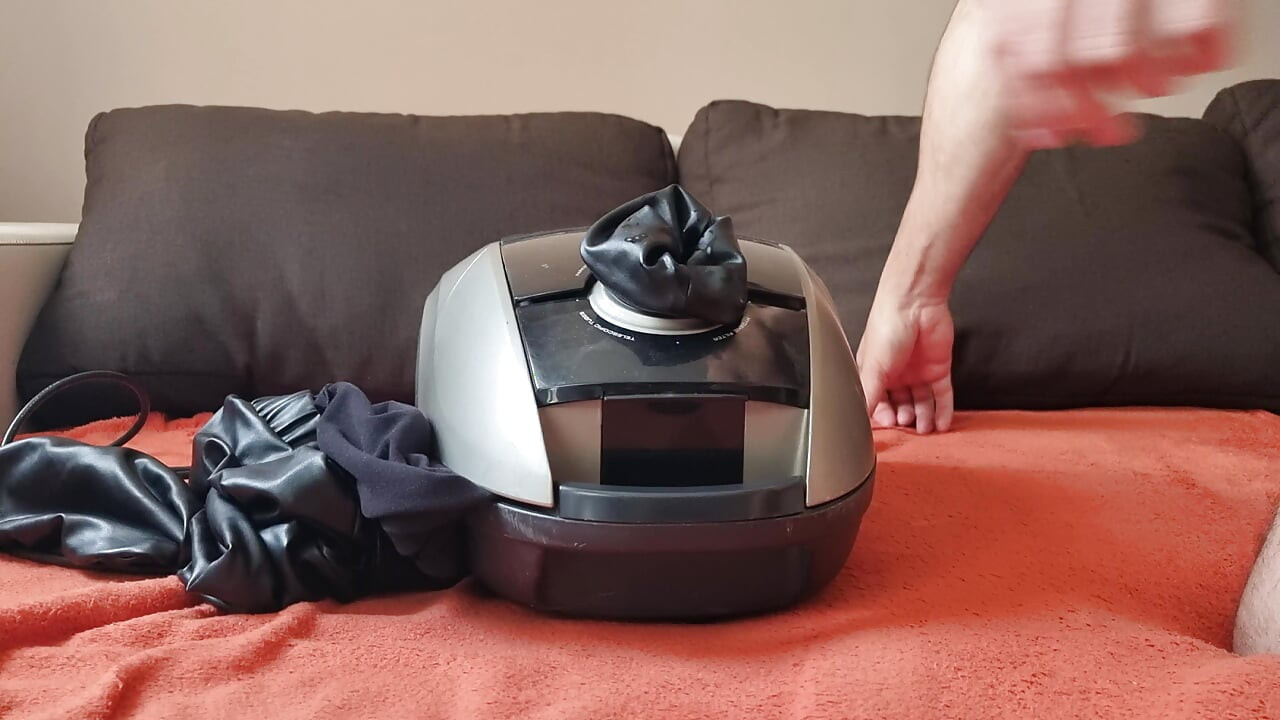 Leather Vacuumpussy Cum