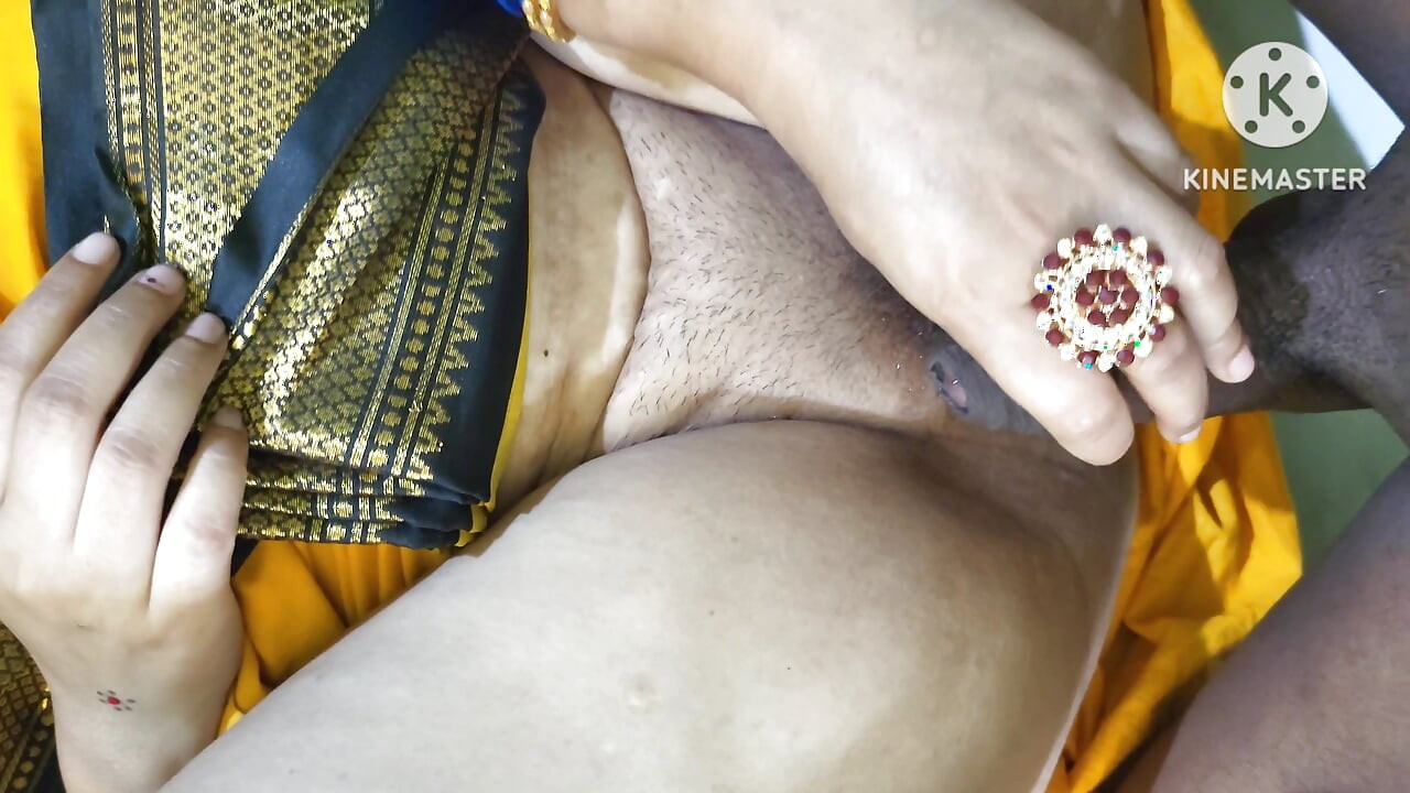 Slim body or moti gand wali bhabhi bina nanggi kar jordar chodha
