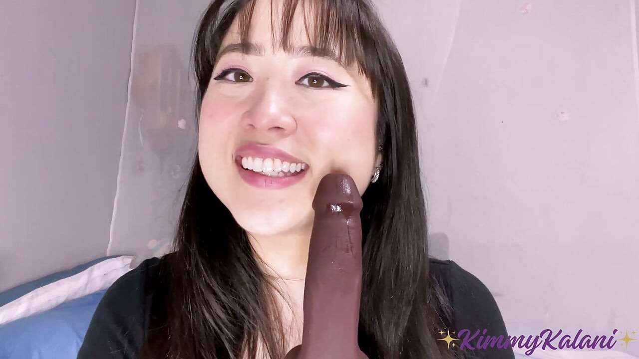 สอนรูมเมทเอเชียหน้าตาน่ารักให้ดูดควย - ASMR BJ