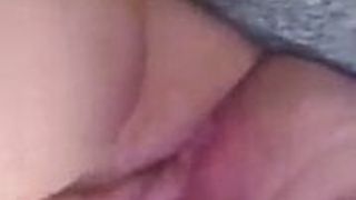 Menina de Minnesota dedando sua buceta molhada