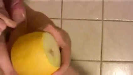shagin  a virgin melon