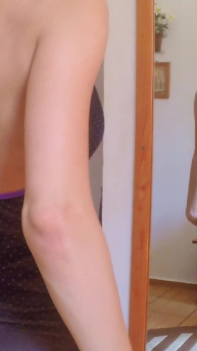 Sexy brunette suck cock like a horny slut