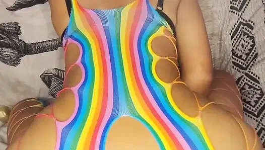 Anal pertama untuk pelacur Asia imut ini.