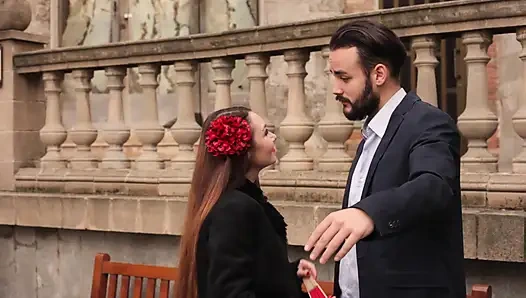 Polka Dot Rock Schätzchen Wird Im Wald Hart Gefickt