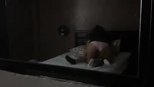 Учительница придирается ко мне и говорит, что её муж так не поступает