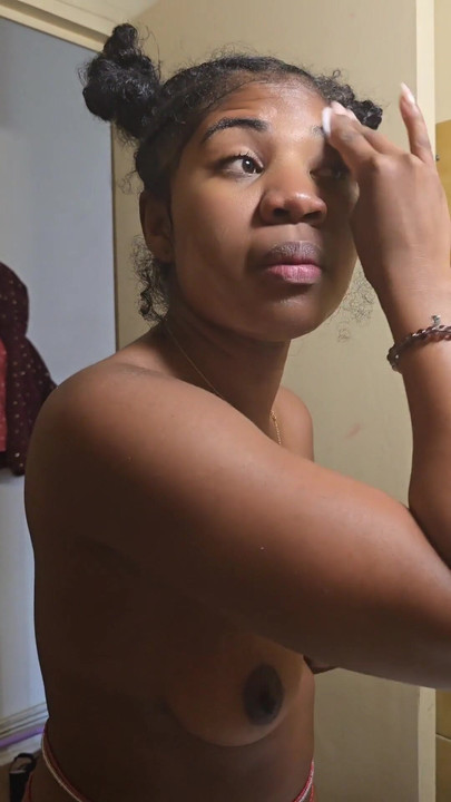 Must-see moment from "Beautiful Ebony Makes Its Toilet"