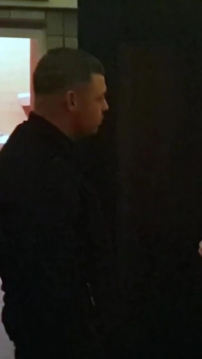 Felejthetetlen pillanat a "German Mature Julia Pink give a Toilette Fuck for Stranger at Disco" című filmből