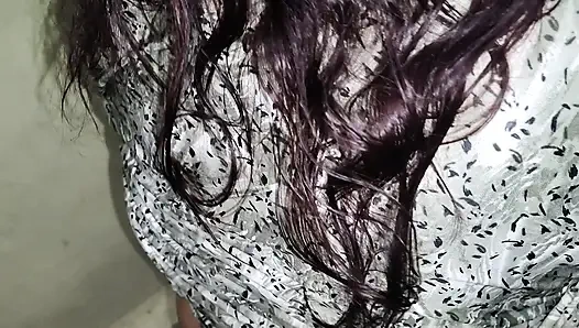 Aku menyetubuhi ibuku yang lebih tua