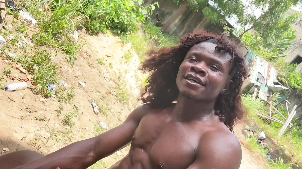 疯子和疯女人在周日早上啪