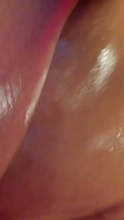 Look how my huge body moves to the rhythm of the music. | Clip 1