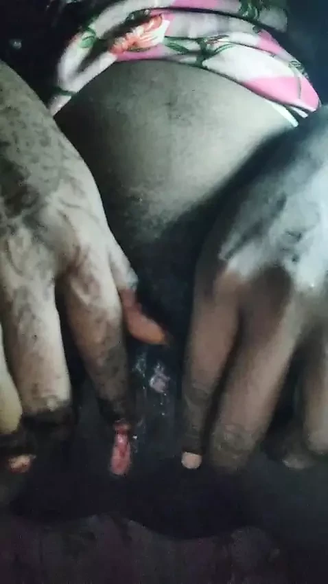 Desi village girl tight pussy xxx video, desi tight pussy first time xxx video