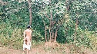 Pathan, Pakistanaise sexy, veut jouir dans la nature