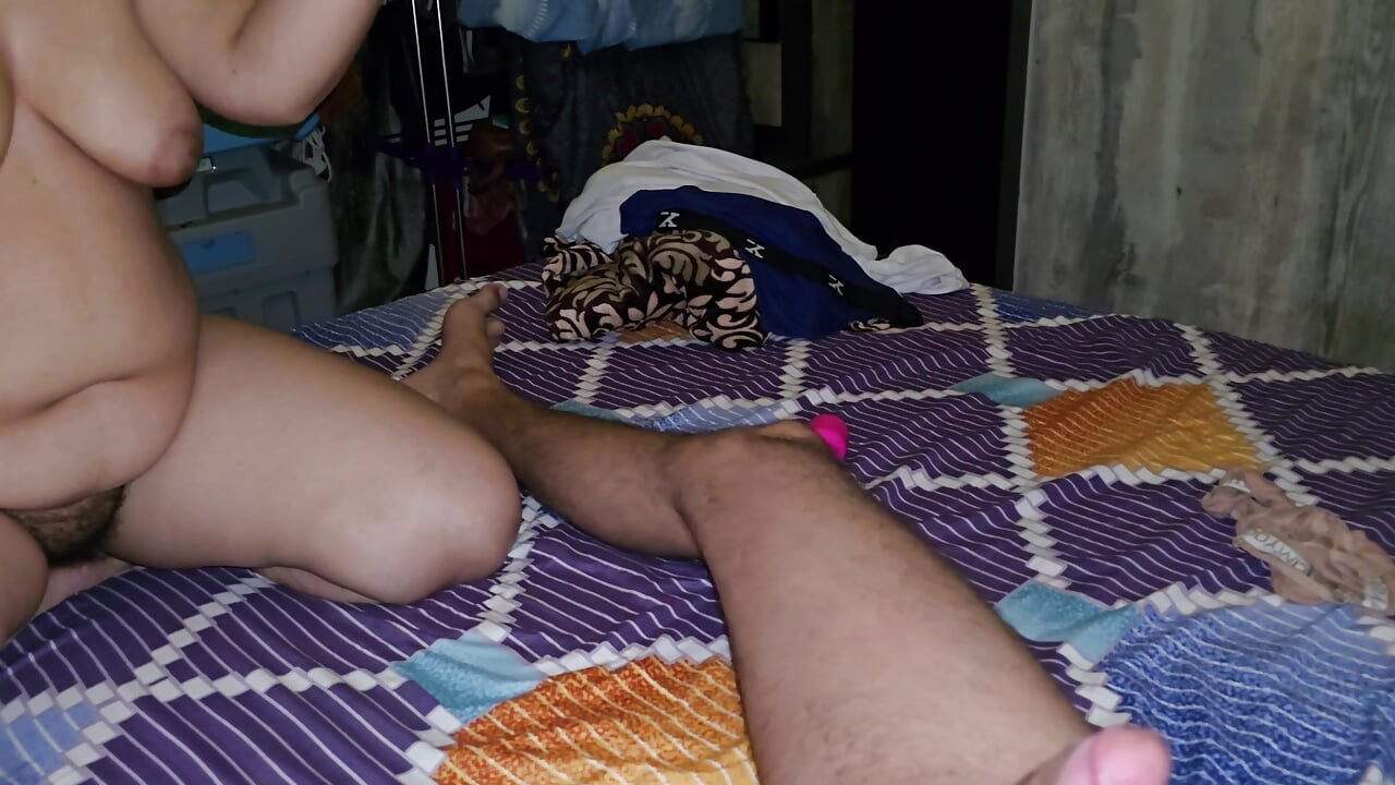 Chubby Ass Desi Wife Blowjob + Double Stimulation With Vibe