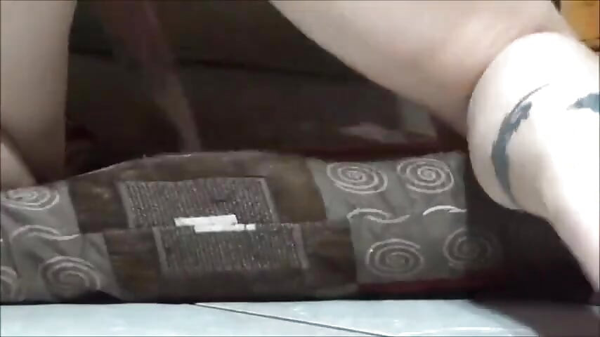 Bị nô lệ bởi Toes và Butthole