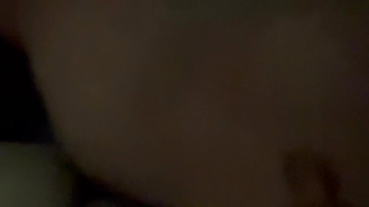 Suami cuckold menikmati istri berbicara tentang kekasih bbc-nya