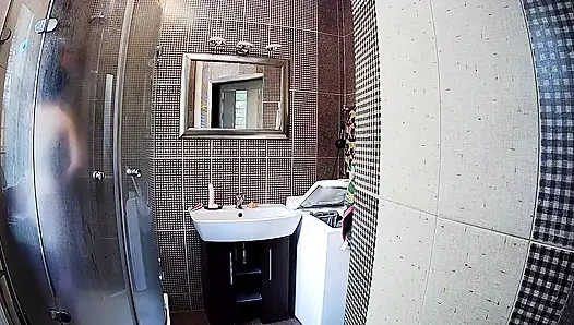 Stella si gadis mungil lagi mandi